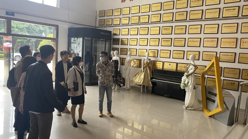 直播设备采购清单：如何打造高效直播环境**